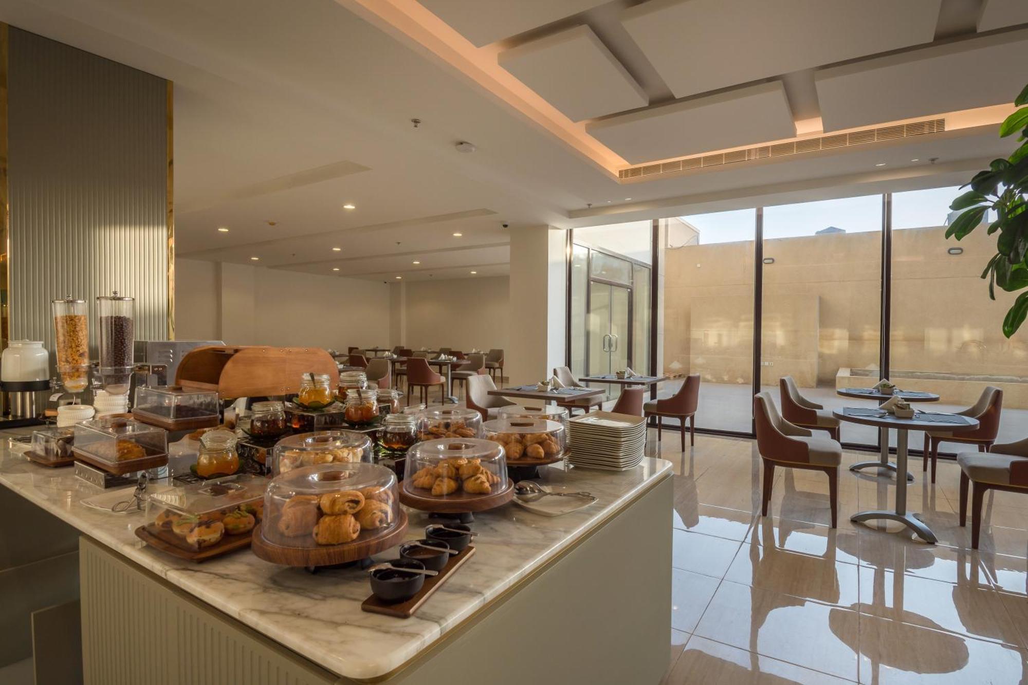 Erfad Hotel - Rijad Zewnętrze zdjęcie